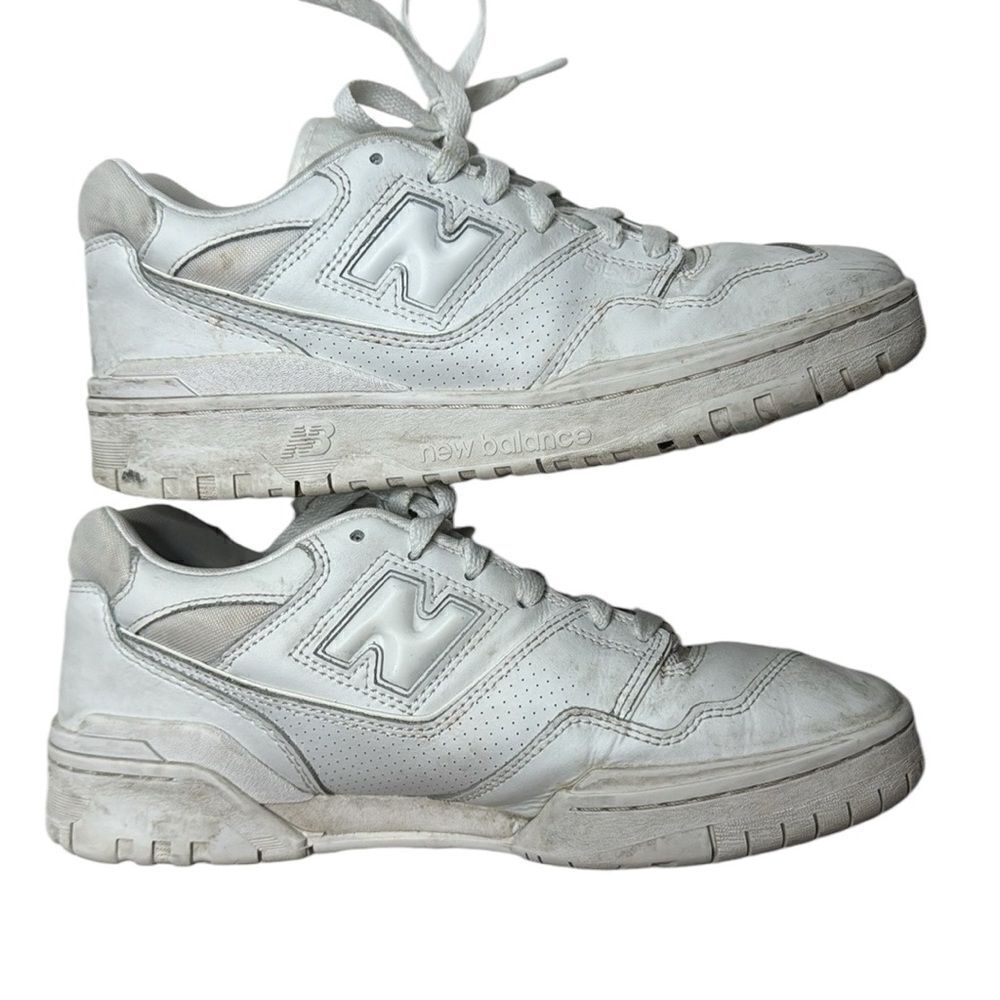 New‎ Balance 550 Triple White Retro Sneakers. Size 8.5.